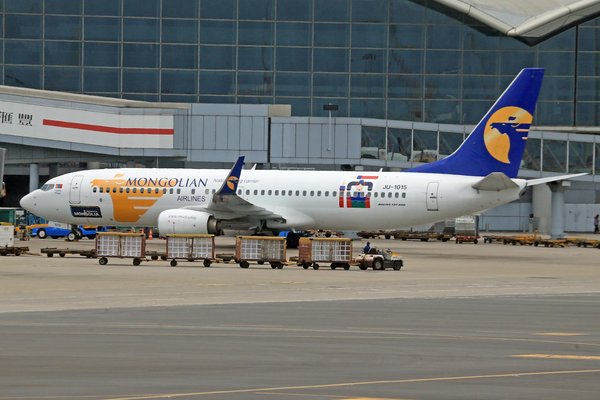 Quels sont les critères pour choisir une location de vacances en Bretagne avec des balades en bateau et des ateliers de sculpture?