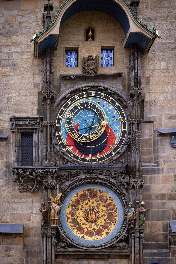 Comment choisir une croisière qui propose des séminaires sur l'astronomie avec observation des étoiles?